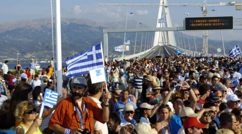 ვისი ინიციატივა იყო ხიდის მშენებლობა, რომელმაც საბერძნეთის 2 რეგიონი ერთმანეთთან დააკავშირა